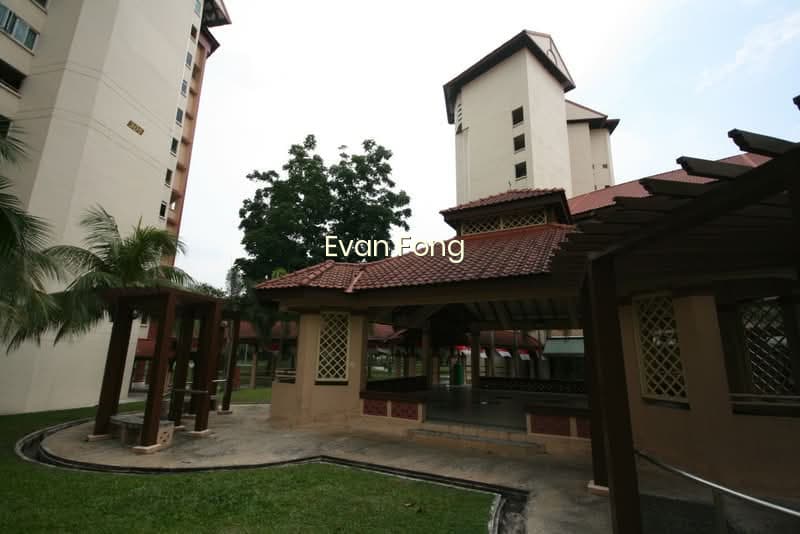 304 JURONG EAST STREET 32 photo 6