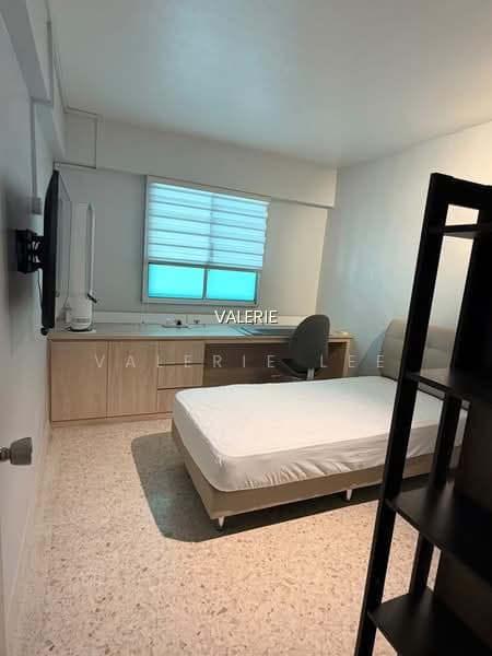 435 ANG MO KIO AVENUE 10 photo 3