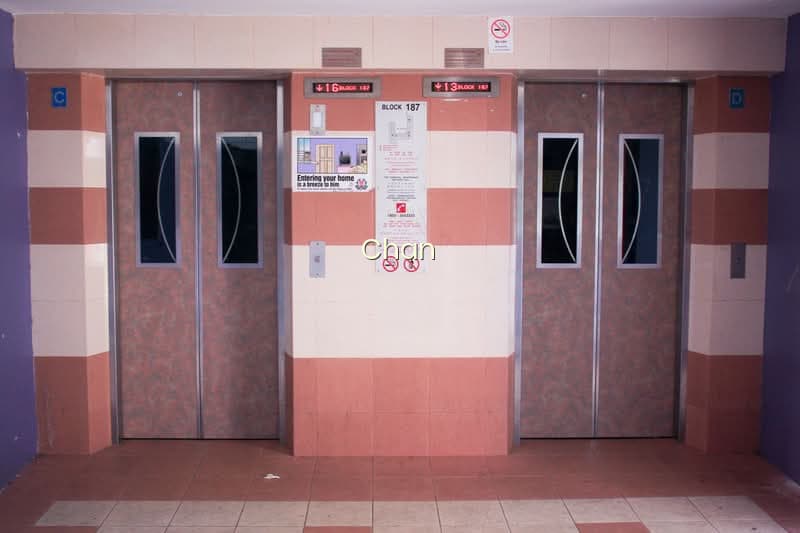 187 BOON LAY AVENUE photo 6