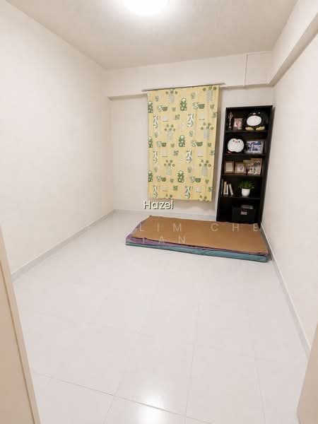 310 CLEMENTI AVENUE 4 image 1 of 10