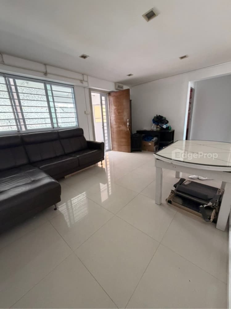 639 YISHUN STREET 61 image 1 of 10