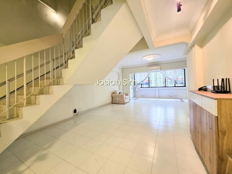 405 JURONG WEST STREET 42 image 1 of 10