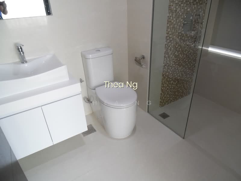 REGENT RESIDENCES photo 3