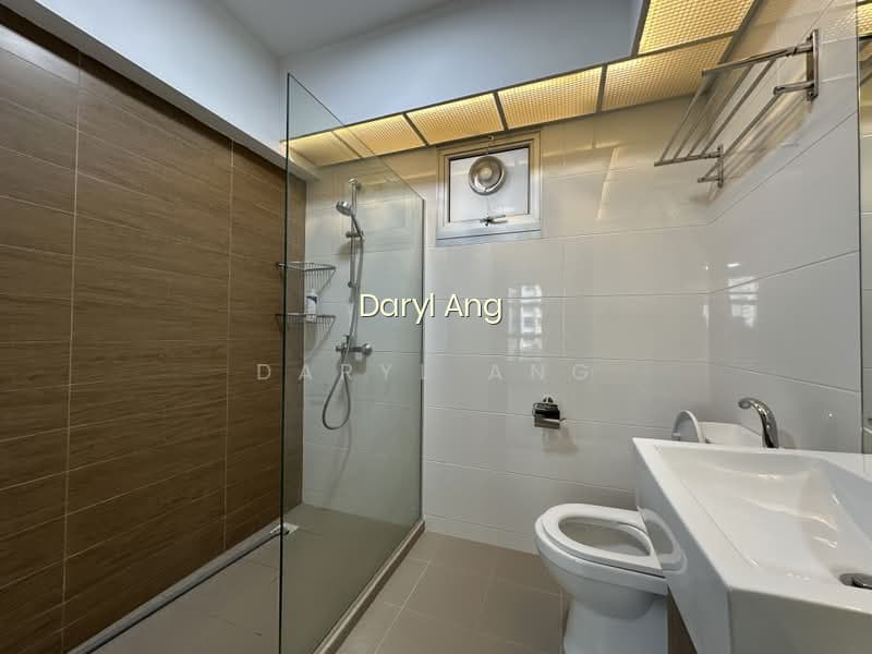 876C TAMPINES AVENUE 8 photo 3