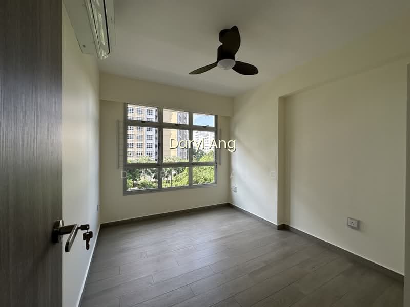 876C TAMPINES AVENUE 8 photo 6