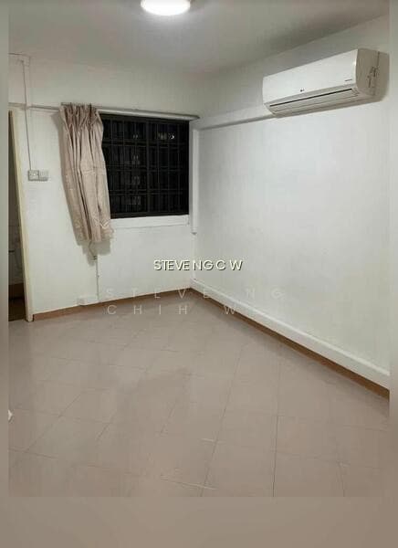 462 TAMPINES STREET 44 image 1 of 10