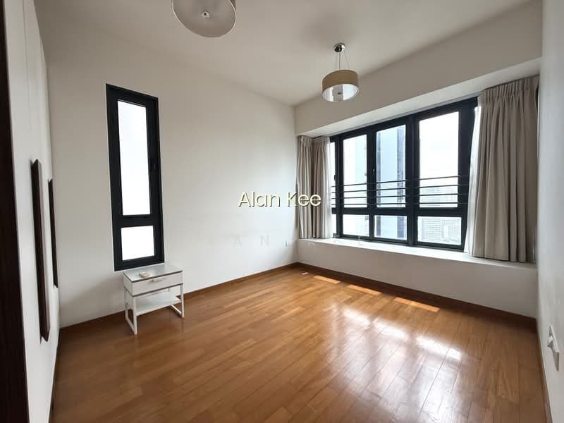 368 THOMSON photo 2