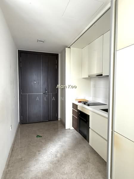 368 THOMSON photo 6