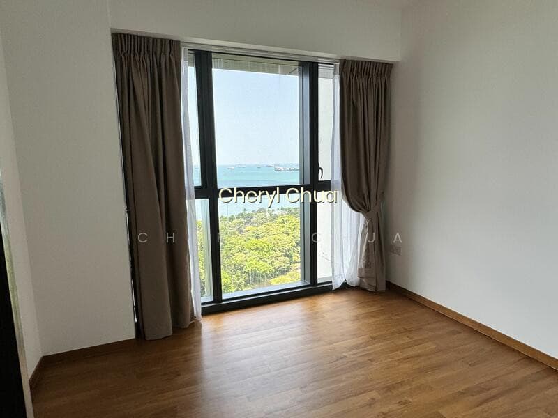 SEASIDE RESIDENCES photo 2