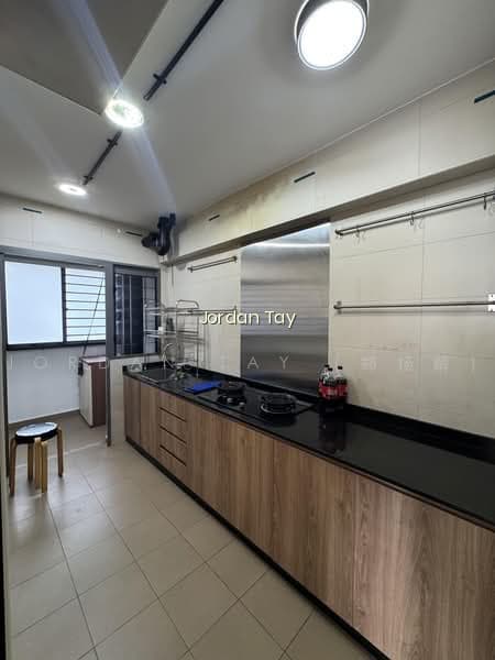 335C ANCHORVALE CRESCENT photo 3