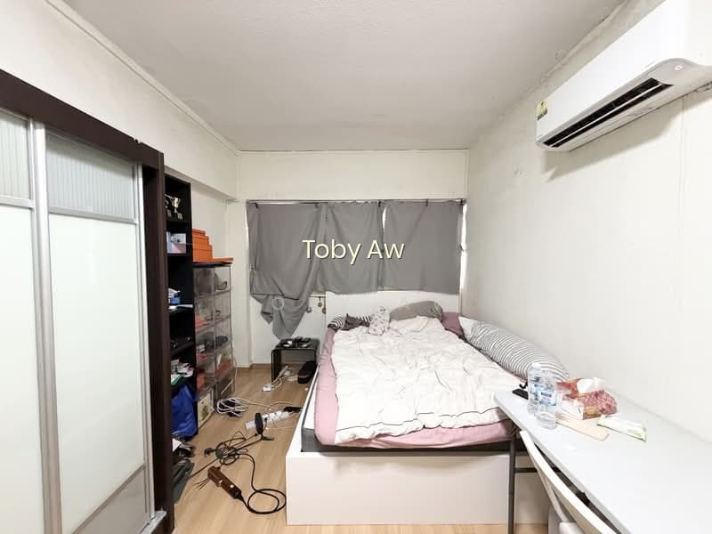 408 HOUGANG AVENUE 10 photo 3