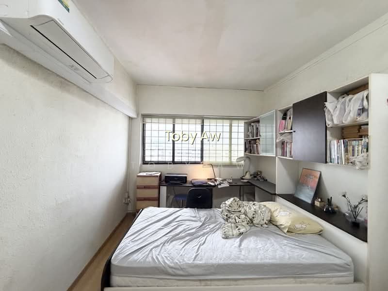 408 HOUGANG AVENUE 10 photo 5