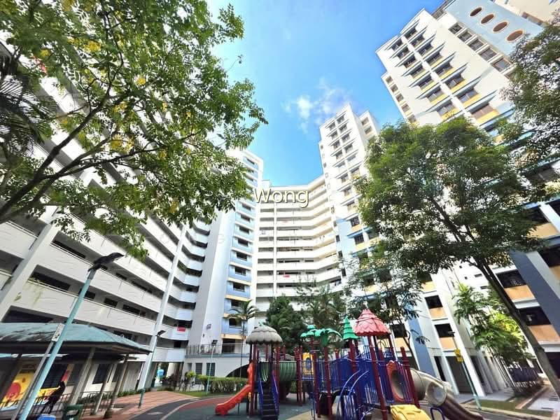 323B SENGKANG EAST WAY photo 2