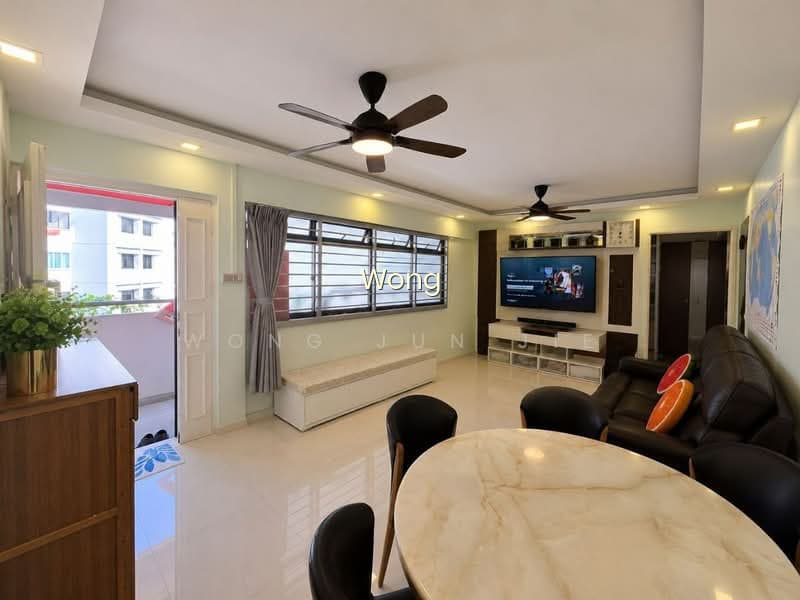 323B SENGKANG EAST WAY photo 5