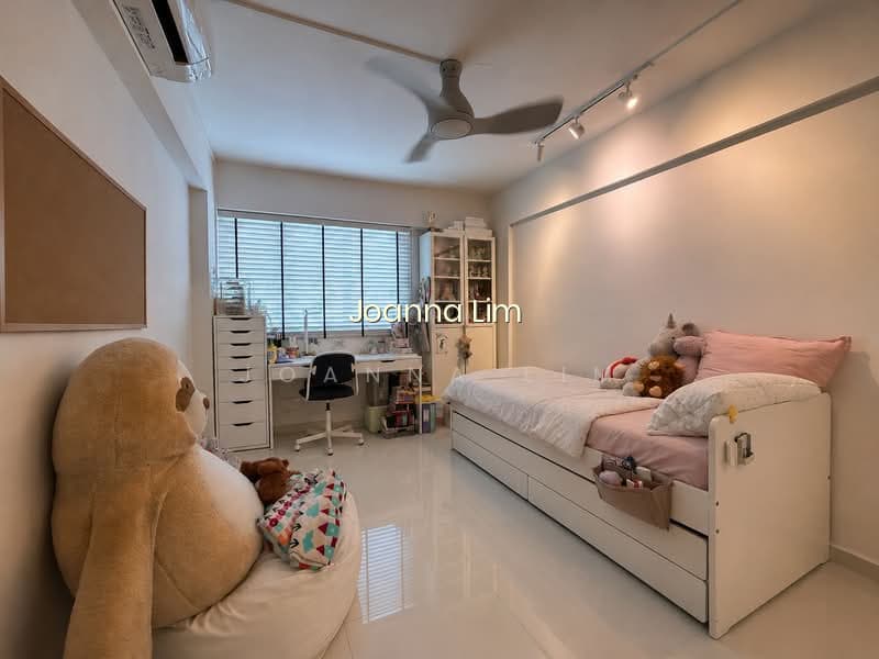 205 CLEMENTI AVENUE 6 photo 5