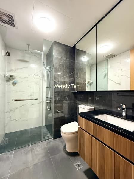 THE VERANDAH RESIDENCES photo 2