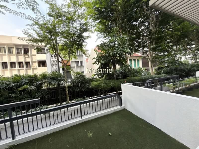 RESIDENCES @ EMERALD HILL photo 6