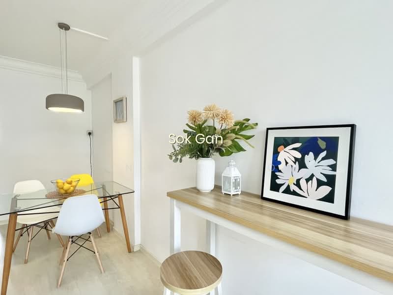 105 SERANGOON NORTH AVENUE 1 image 1 of 10