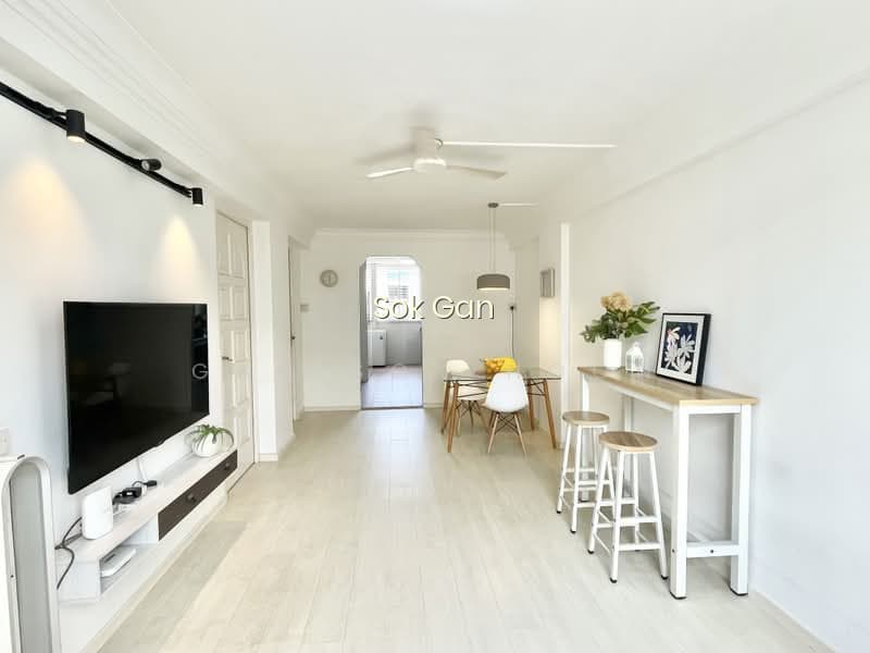 105 SERANGOON NORTH AVENUE 1 photo 3