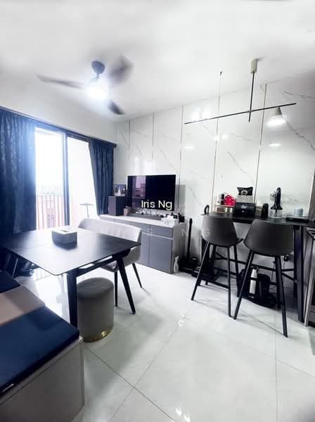 RIVERFRONT RESIDENCES image 1 of 10