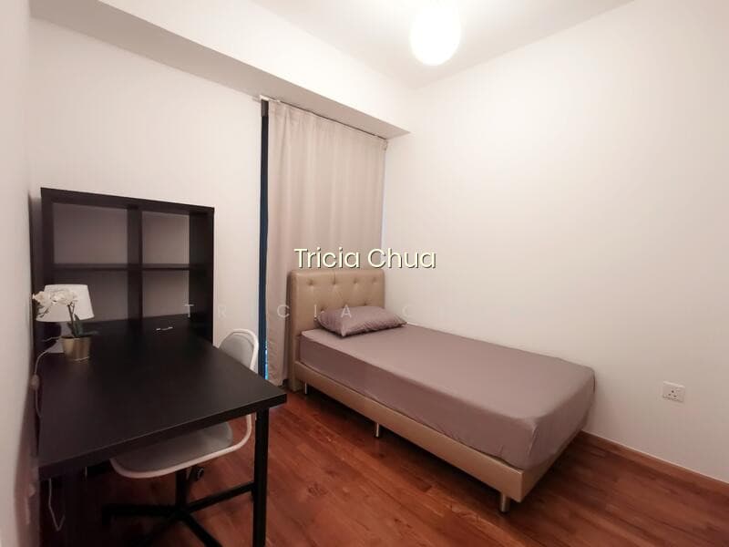 SOPHIA HILLS photo 4