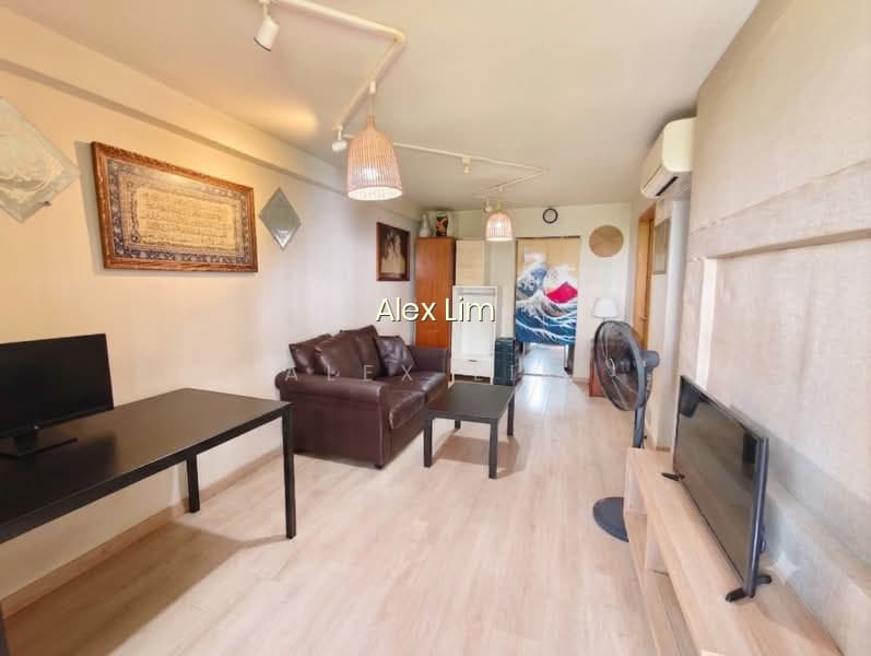 215 BOON LAY PLACE image 1 of 10