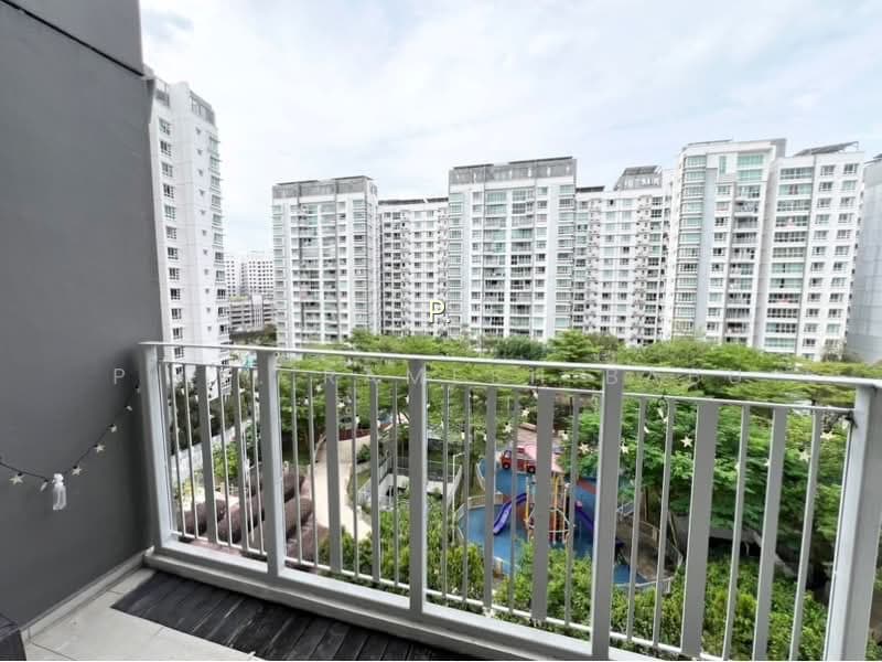 268C PUNGGOL FIELD image 1 of 9