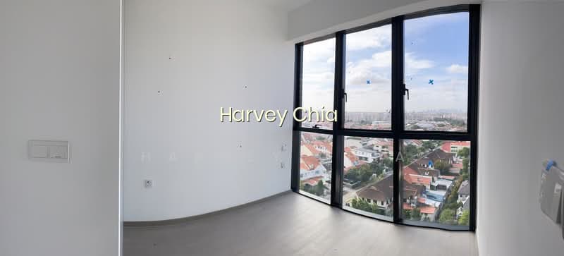 THE GARDEN RESIDENCES photo 3