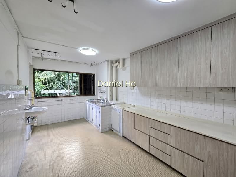 102 JALAN RAJAH photo 6