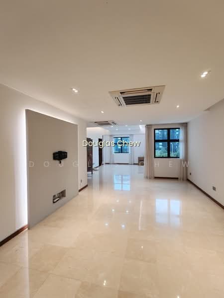 90 HOLLAND ROAD photo 2