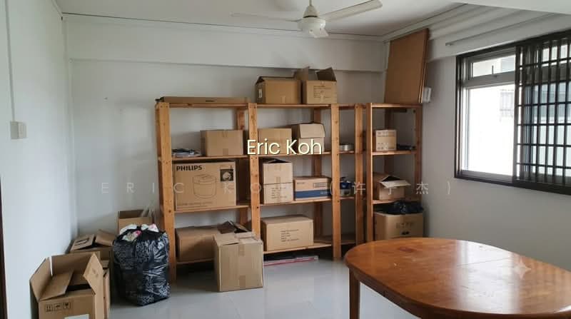 115 MARSILING RISE photo 2