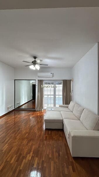 CLAYMORE PLAZA APARTMENTS photo 2