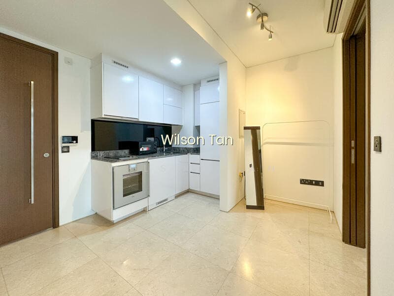 ROBINSON SUITES photo 2