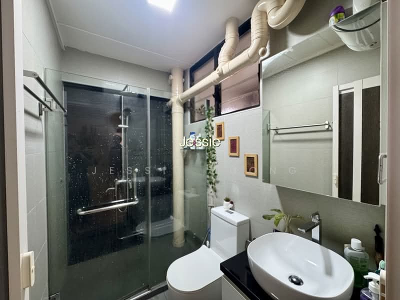 742 TAMPINES STREET 72 photo 6