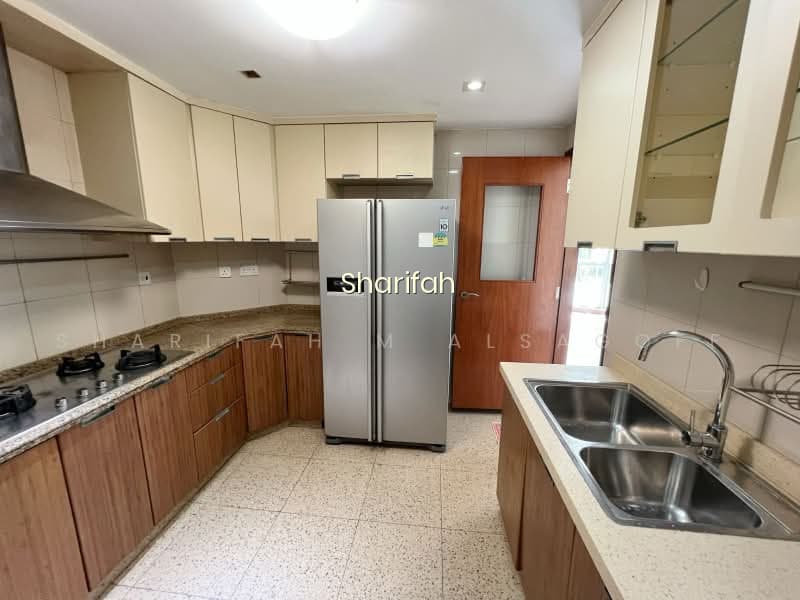 RAFFLESIA CONDO photo 5