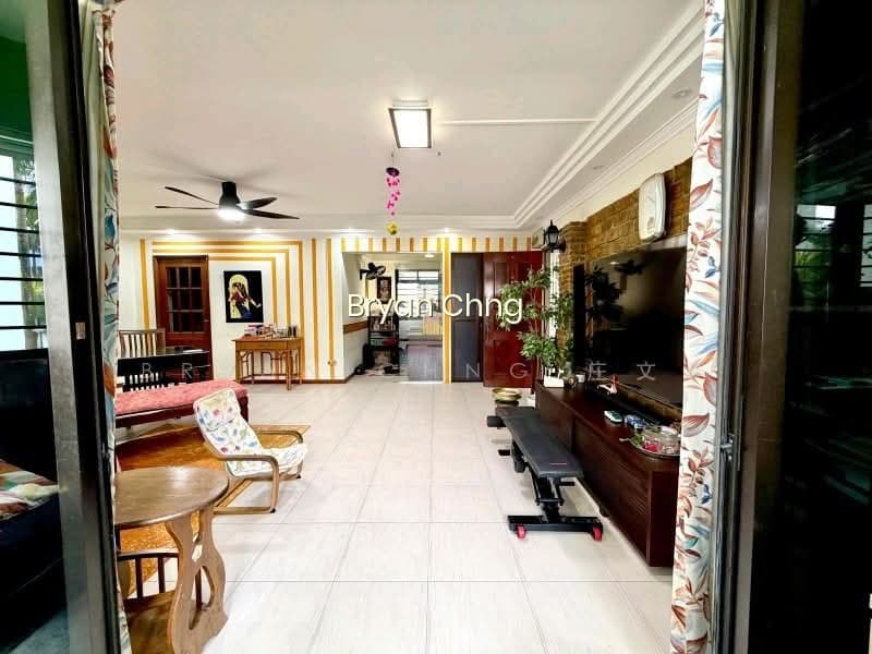 226B COMPASSVALE WALK photo 5