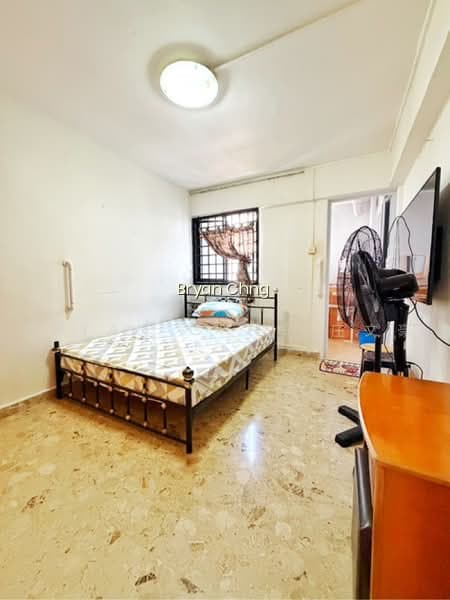 504 ANG MO KIO AVENUE 8 image 1 of 10