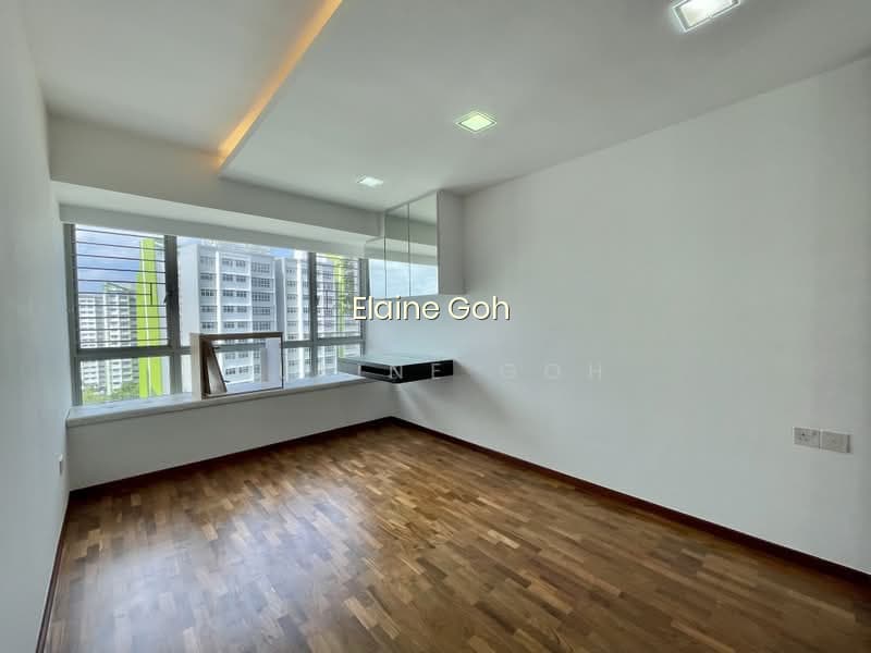 515B TAMPINES CENTRAL 7 image 1 of 10