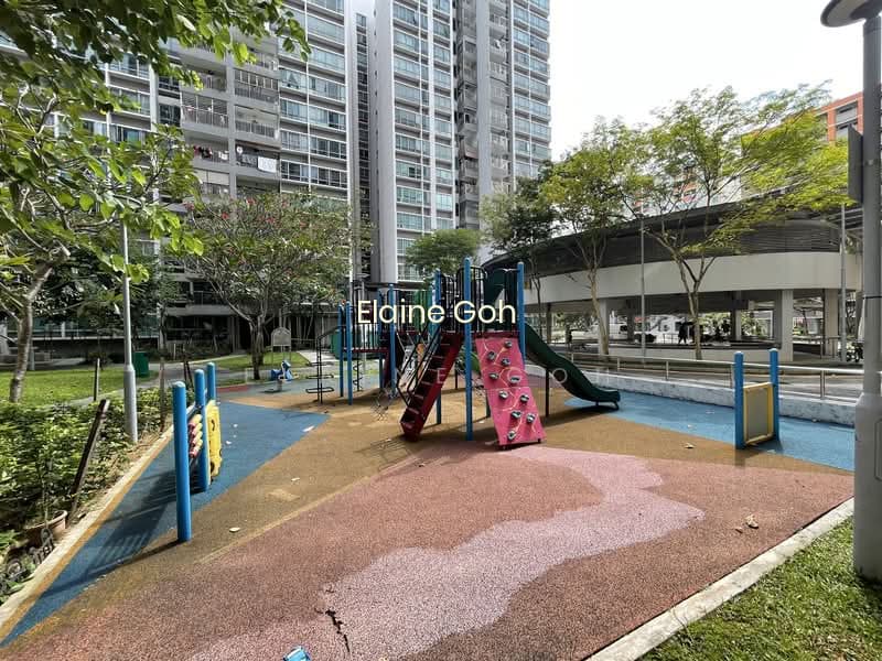 515B TAMPINES CENTRAL 7 photo 6