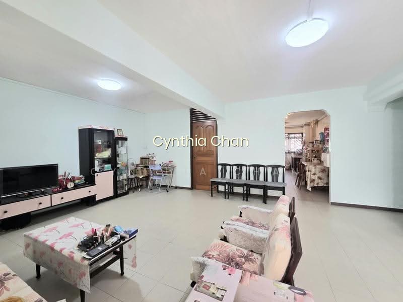 665 YISHUN AVENUE 4 image 1 of 10