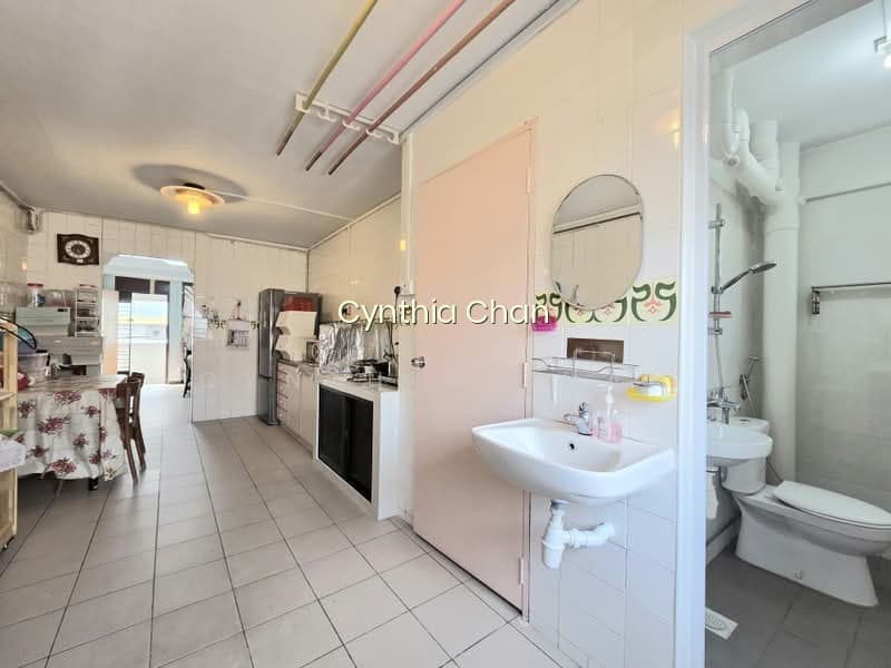 665 YISHUN AVENUE 4 photo 5