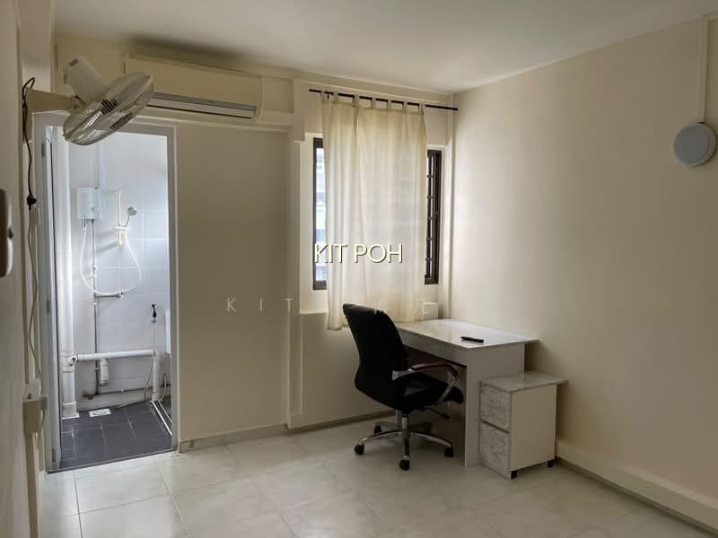 BLK 336 ANG MO KIO AVE 1 photo 3