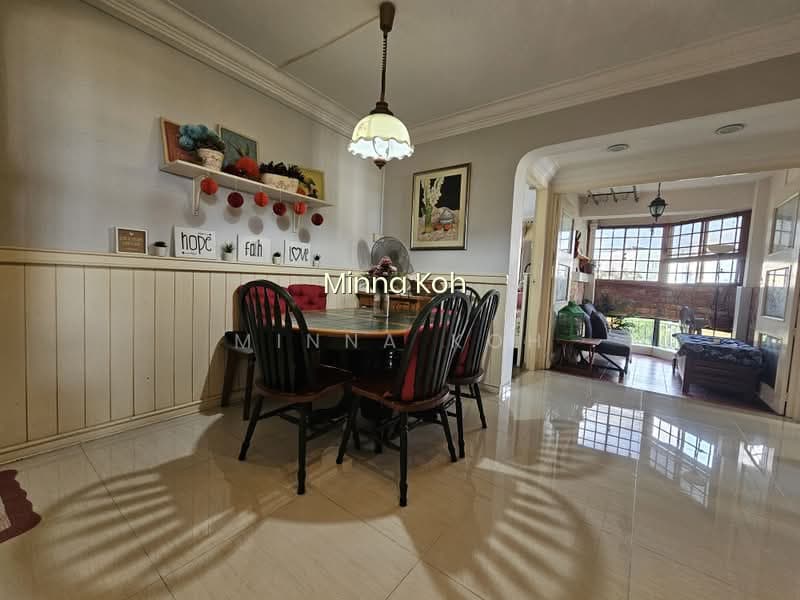109 JURONG EAST STREET 13 photo 3