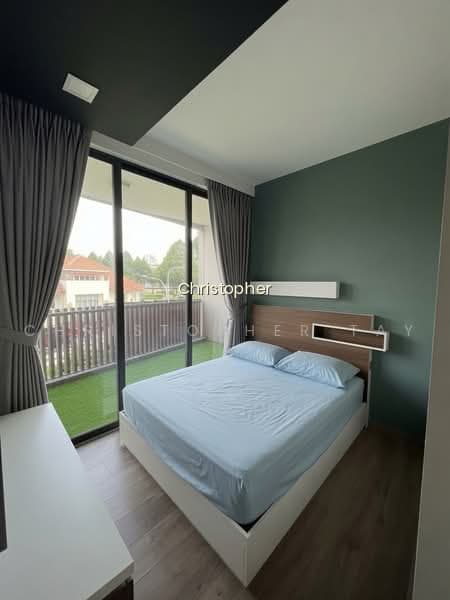 THE VENUE RESIDENCES AND SHOPPES photo 5