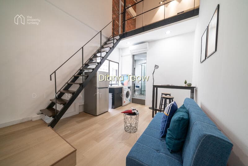 STUDIO FOR RENT AT PASIR PANJANG ROAD- WALK UP APARTMENT
