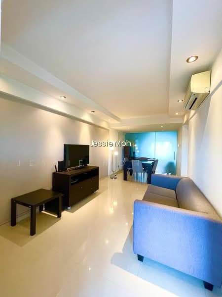 803 TAMPINES AVENUE 4 image 1 of 10