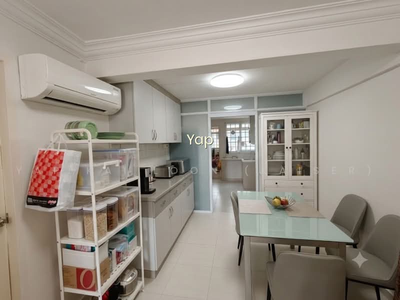 108 LORONG 1 TOA PAYOH photo 2