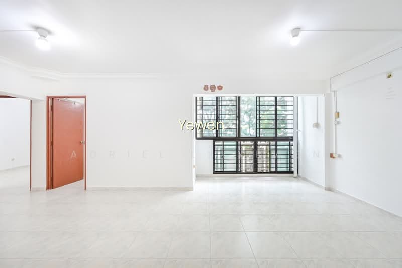 105 RIVERVALE WALK image 1 of 10