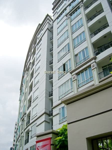 CLAREMONT photo 6