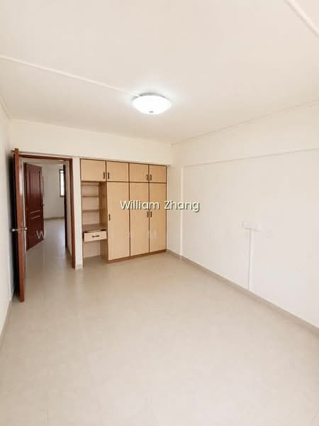 166 TAMPINES STREET 12 photo 3